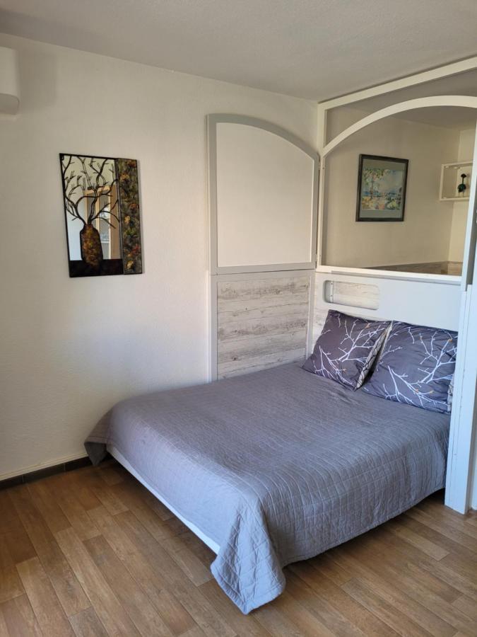 Studio Port D' Hyeres Vue Mer Et Sur Les Iles D'Or Διαμέρισμα Εξωτερικό φωτογραφία